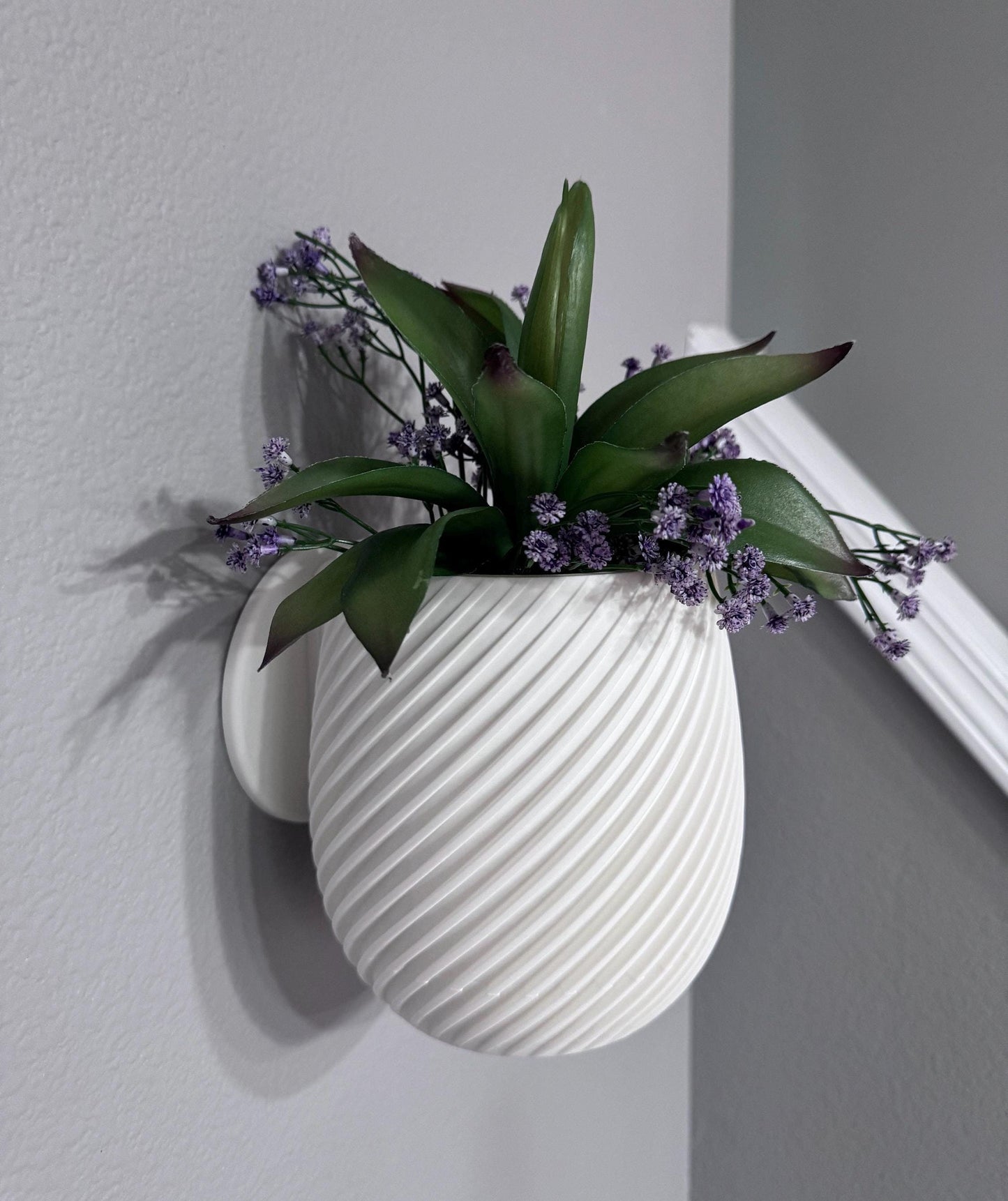 Wall Planter with Spiral Patterns - Indoor Hanging Plant Holder for Home Decor & Housewarming Gift