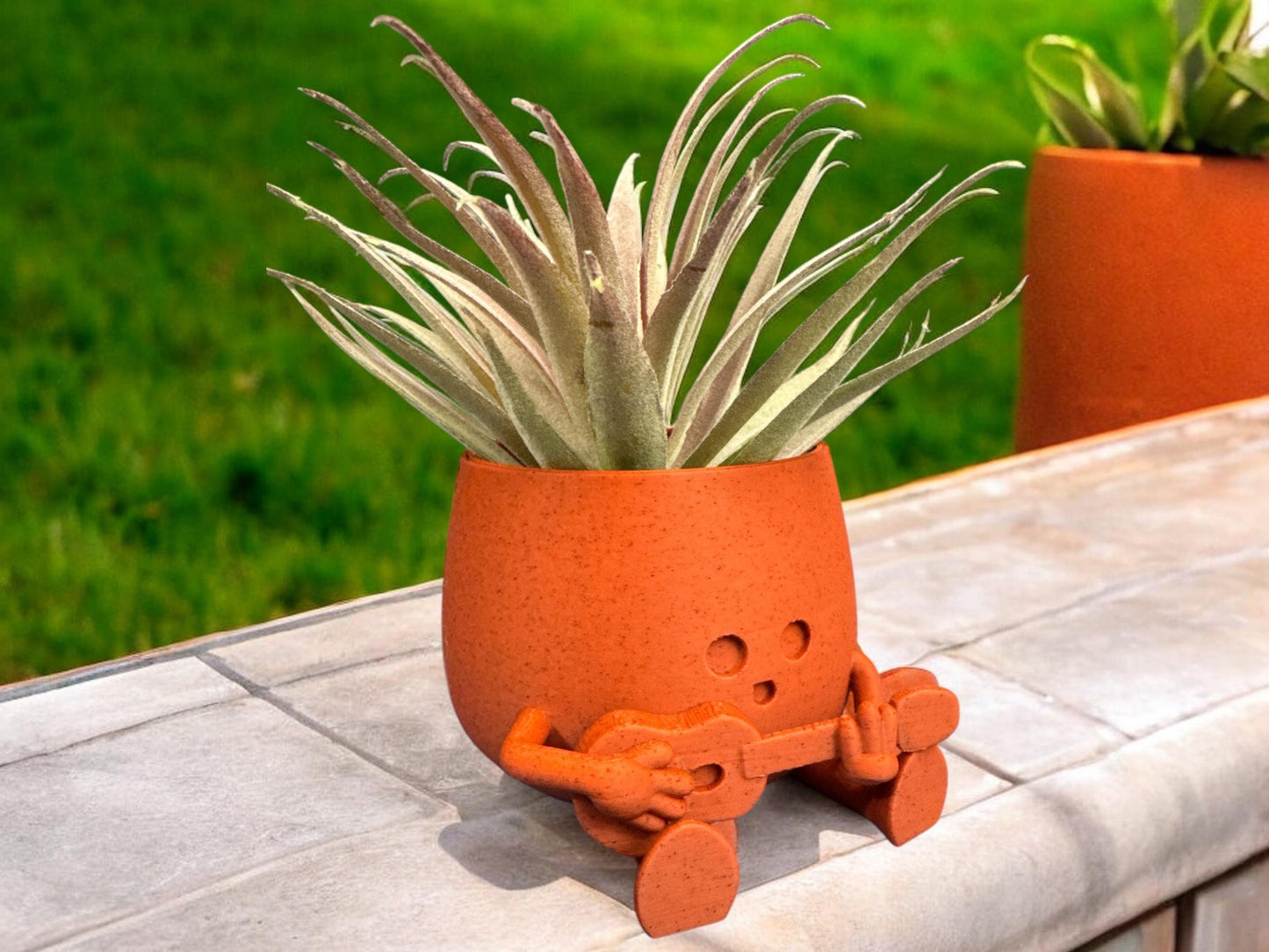 Cute Happy Face Planter and Guitar Pot - Perfect Gift for Music Lovers, Home and Office Decoration